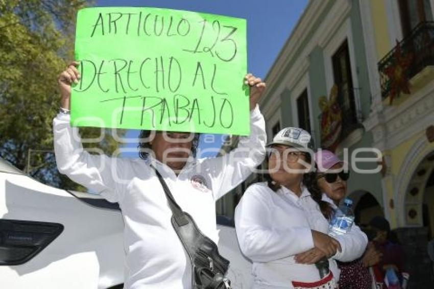 TLAXCALA . MANIFESTACIÓN . AMBULANTES