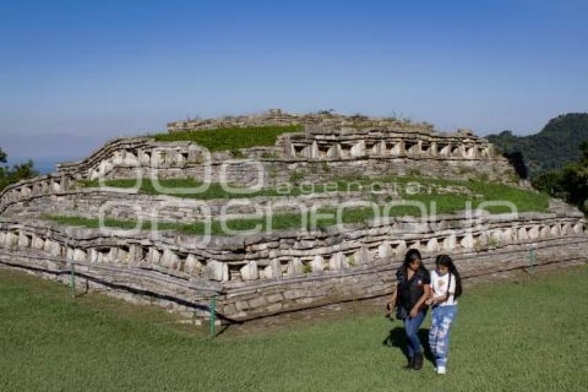 CUETZALAN . ZONA ARQUEOLÓGICA