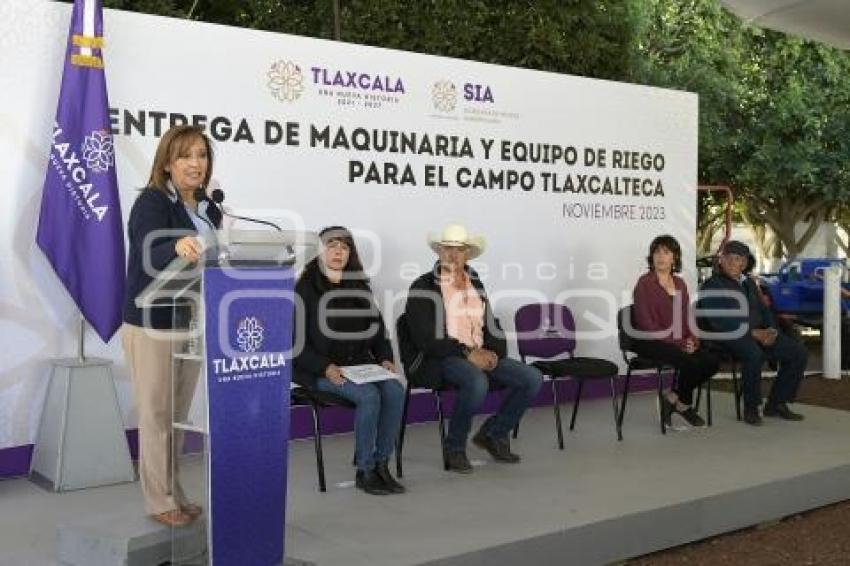 TLAXCALA . ENTREGA MAQUINARIA CAMPO