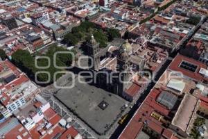 CATEDRAL DE PUEBLA . ANIVERSARIO