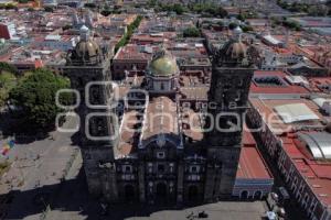 CATEDRAL DE PUEBLA . ANIVERSARIO