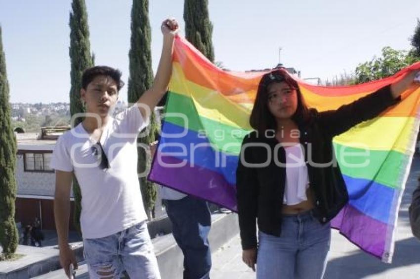 TLAXCALA . MARCHA OCIEL BAENA