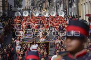 DESFILE . REVOLUCIÓN MEXICANA