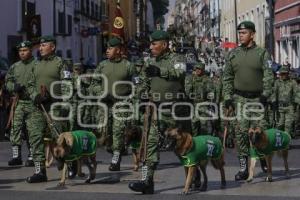 DESFILE . REVOLUCIÓN MEXICANA