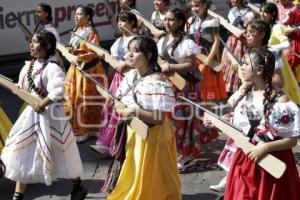 DESFILE . REVOLUCIÓN MEXICANA