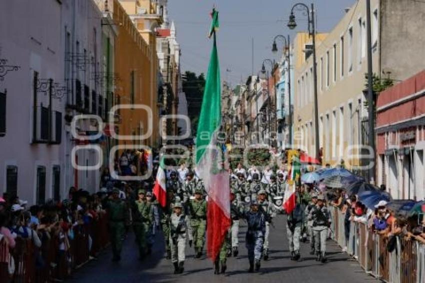 DESFILE . REVOLUCIÓN MEXICANA