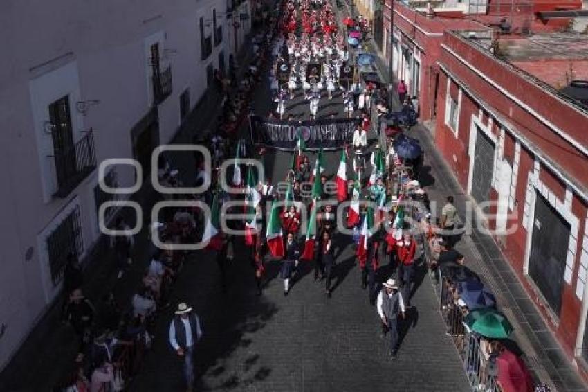 DESFILE . REVOLUCIÓN MEXICANA