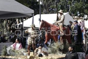 DESFILE . REVOLUCIÓN MEXICANA