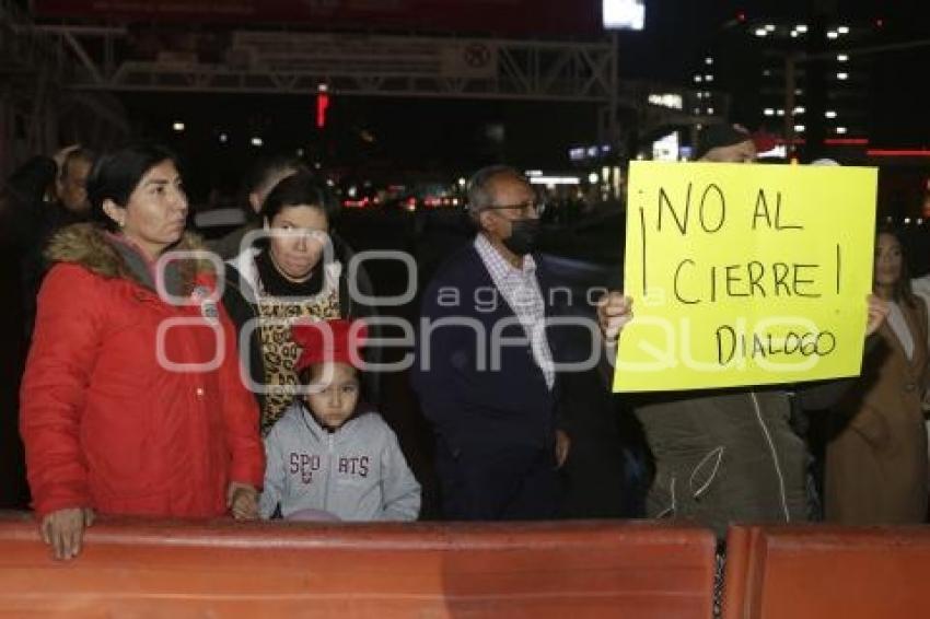 VÍA ATLIXCÁYOTL . MANIFESTACIÓN