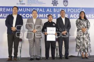 SAN ANDRÉS CHOLULA  . PREMIO AL POLICÍA