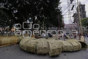 AYUNTAMIENTO . ÁRBOL DE NAVIDAD