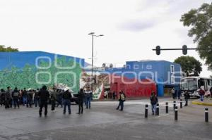 MANIFESTACIÓN . CIERRE VIAL