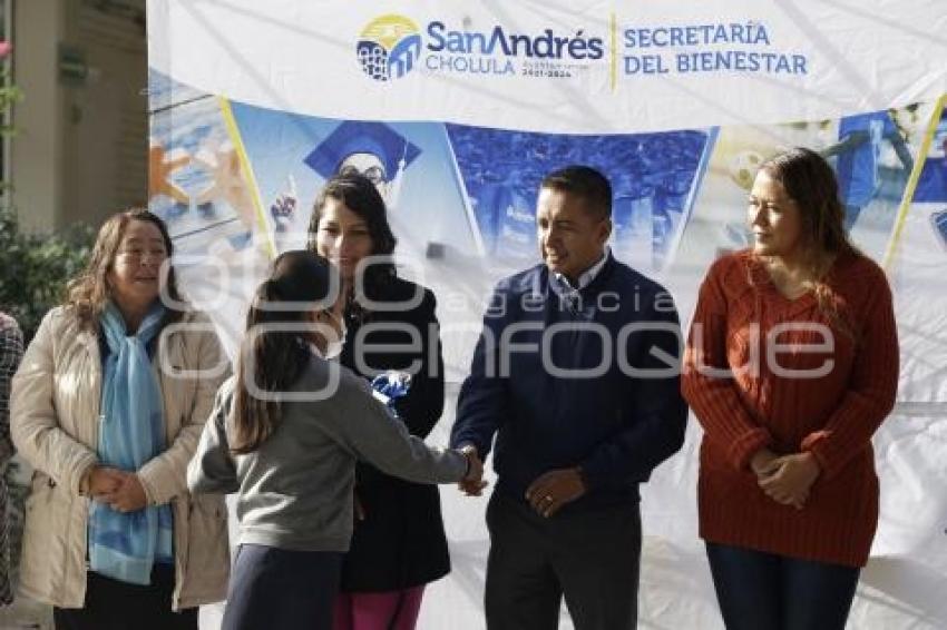 SAN ANDRÉS CHOLULA . CEREMONIA CÍVICA