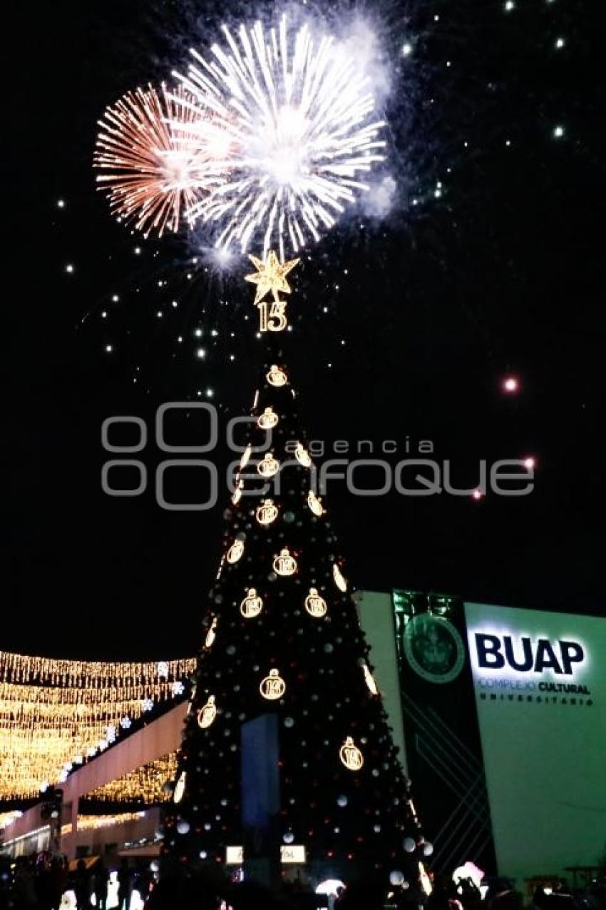 BUAP . ÁRBOL NAVIDEÑO