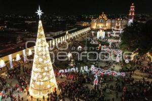 SAN PEDRO CHOLULA . ÁRBOL NAVIDEÑO