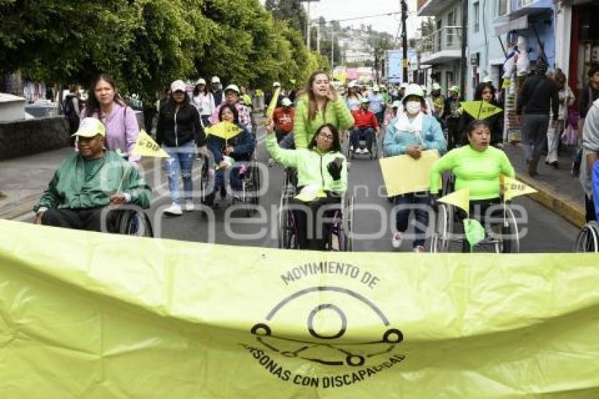 TLAXCALA . MARCHA PERSONAS CON DISCAPACIDAD