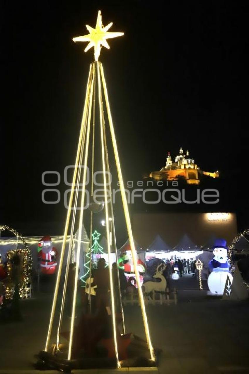 SAN ANDRÉS CHOLULA . ÁRBOL NAVIDEÑO