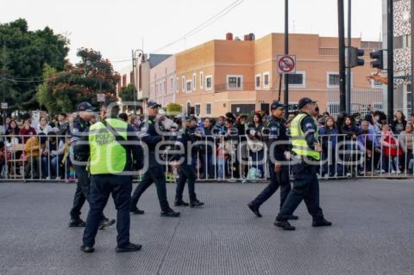 CARAVANA COCA COLA . CIERRE VIAL