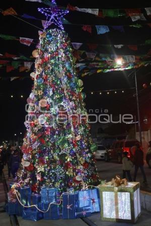 SAN ANDRÉS CHOLULA . ÁRBOL NAVIDEÑO