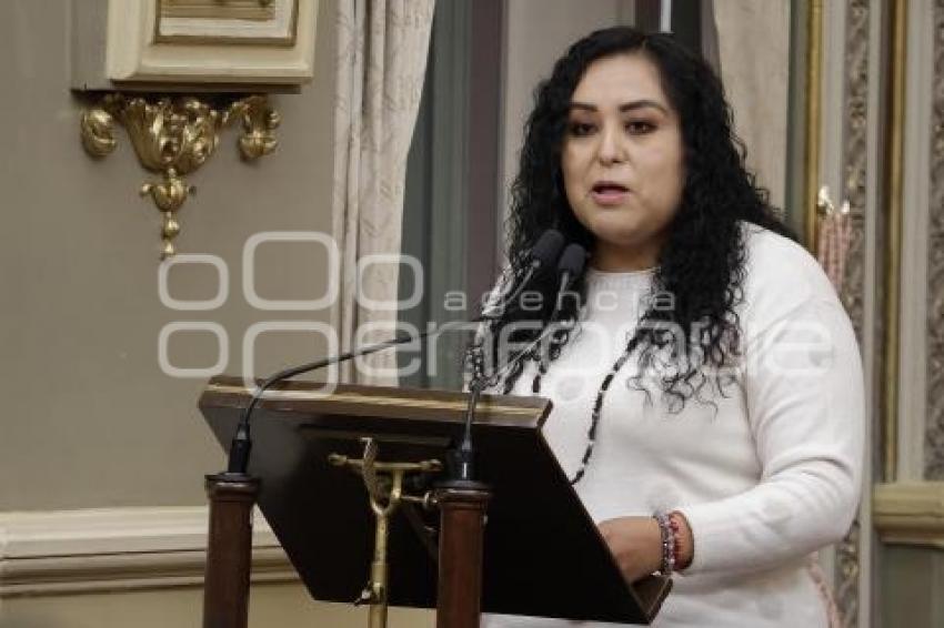 ANGÉLICA CERVANTES
