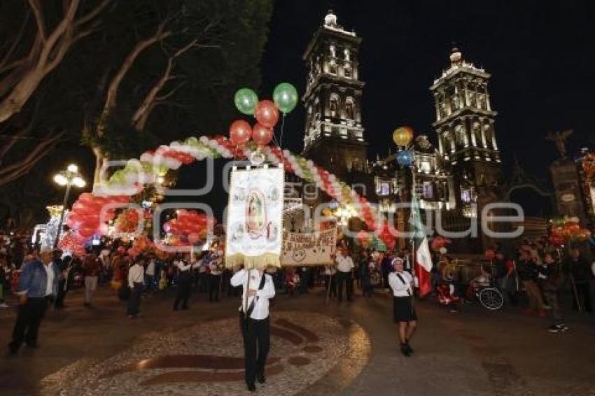 VIRGEN DE GUADALUPE . GLOBEROS