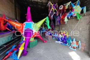 TLAXCALA . PIÑATAS