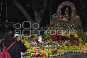 ATLIXCO . OFRENDA GUADALUPANA