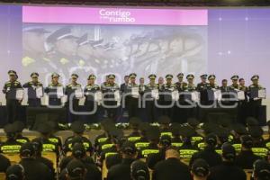 AYUNTAMIENTO . GRADUACIÓN POLICÍAS