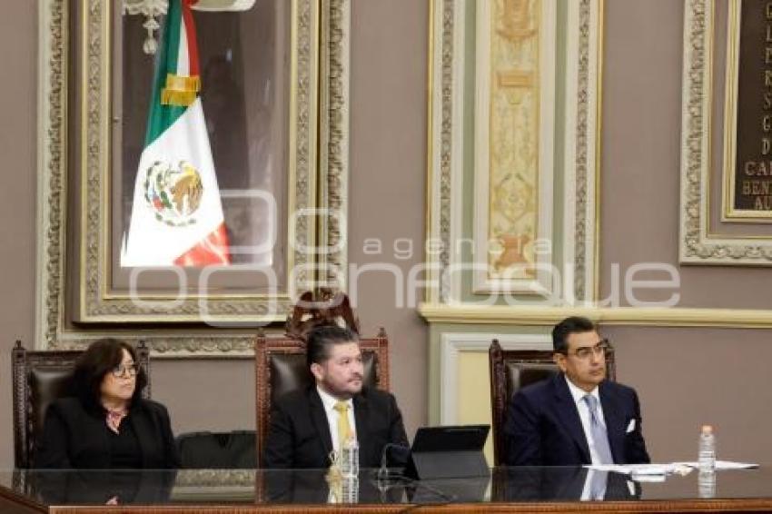 CONGRESO . INFORME GOBERNADOR