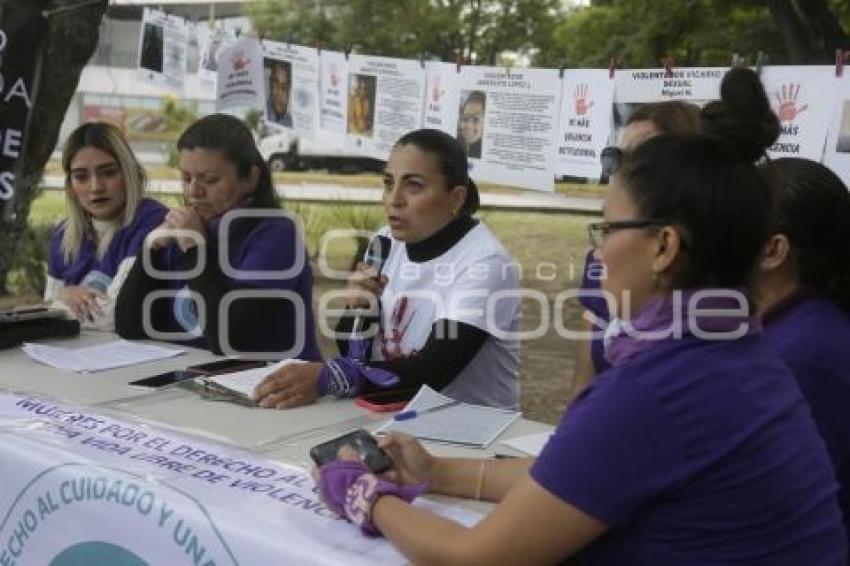 VIOLENCIA . MUJERES