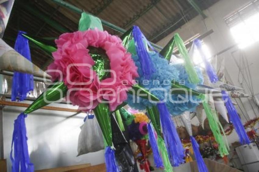 ELABORACIÓN DE PIÑATAS