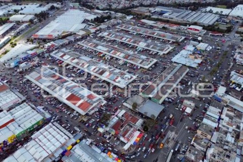 CENTRAL DE ABASTO . PASO VEHICULAR