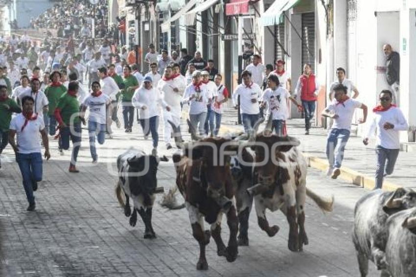 TLAXCALA . ENCIERRO DE TOROS