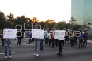 BLOQUEO AUTOPISTA MÉXICO-PUEBLA