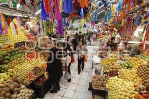 FIESTAS DECEMBRINAS . MERCADOS