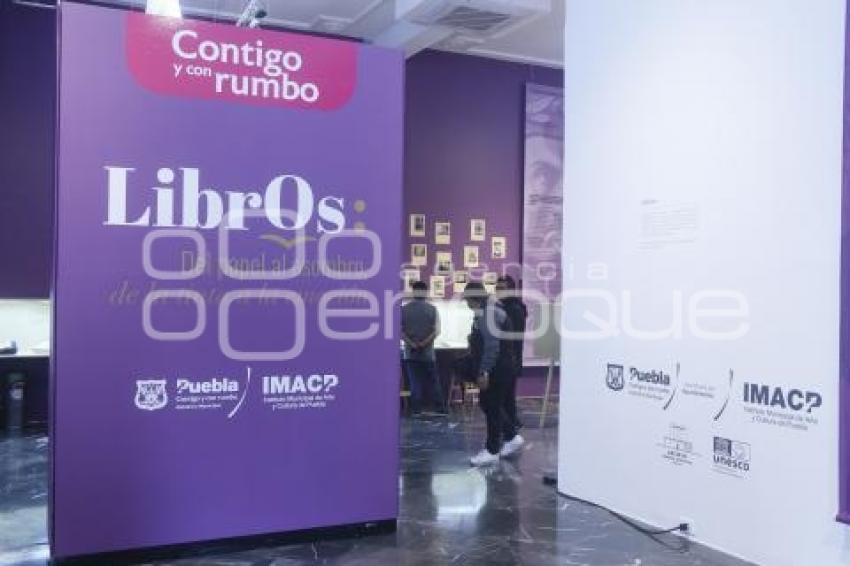 EXPOSICIÓN . LIBROS DEL PAPEL AL ASOMBRO