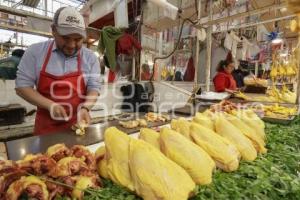 AÑO NUEVO . MERCADOS