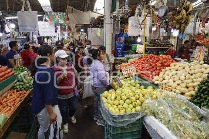 AÑO NUEVO . MERCADOS