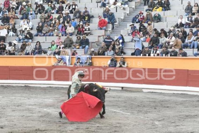 TLAXCALA . CORRIDA AÑO NUEVO