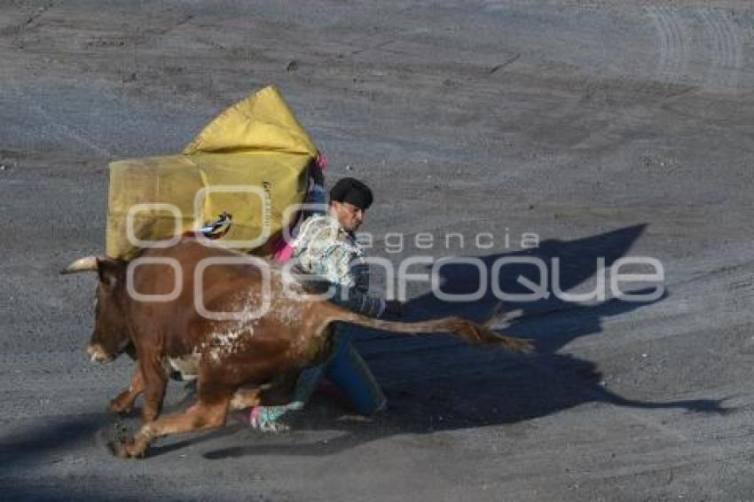 TLAXCALA . CORRIDA AÑO NUEVO