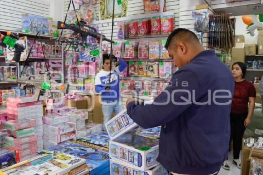 DÍA DE REYES . VENTA DE JUGUETES