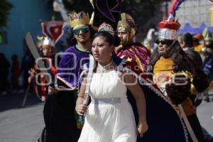 TRADICIONES . DOCE PARES DE FRANCIA