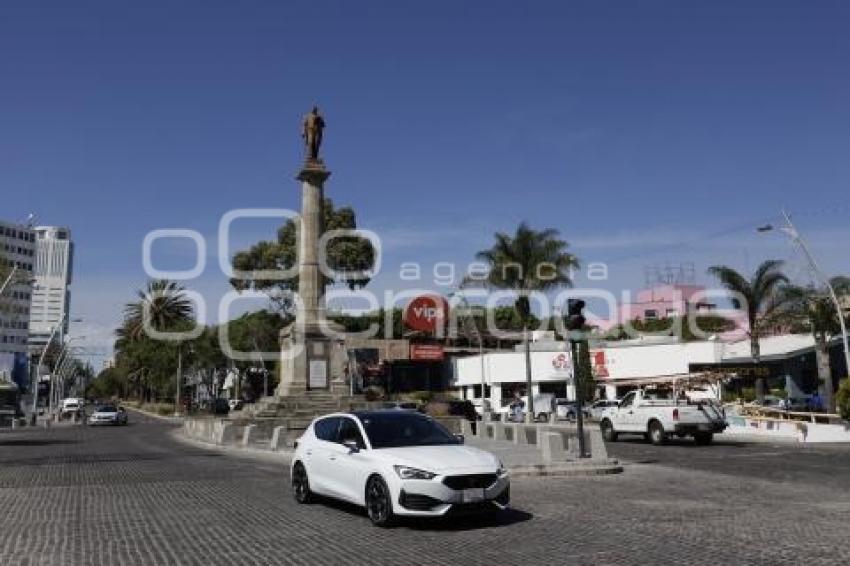 AVENIDA JUÁREZ