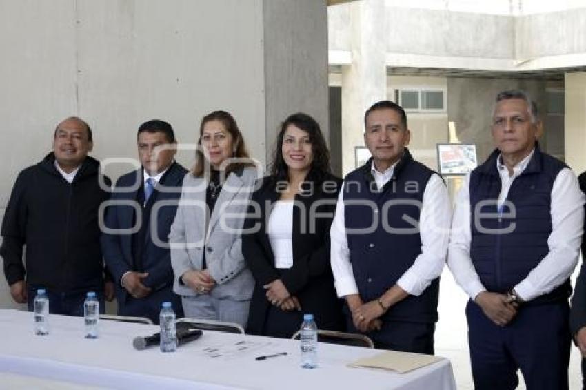 SAN ANDRÉS CHOLULA . EDIFICIO DIF