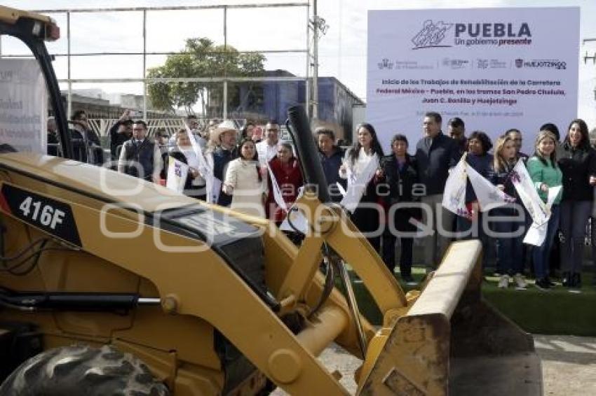 GOBIERNO ESTATAL . CARRETERA MÉXICO - PUEBLA