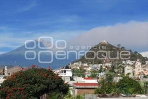 VOLCÁN POPOCATÉPETL . FUMAROLA