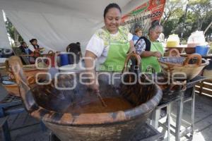 SAN PEDRO CHOLULA . FERIA DEL MOLE