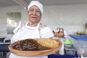 SAN PEDRO CHOLULA . FERIA DEL MOLE