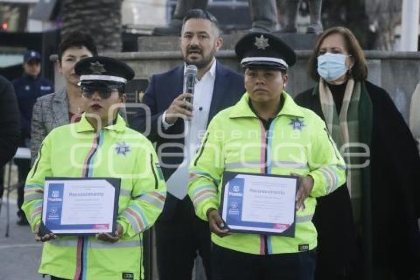 AYUNTAMIENTO . EQUIPAMIENTO POLICIAL