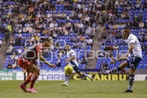 FÚTBOL . CLUB PUEBLA VS NECAXA